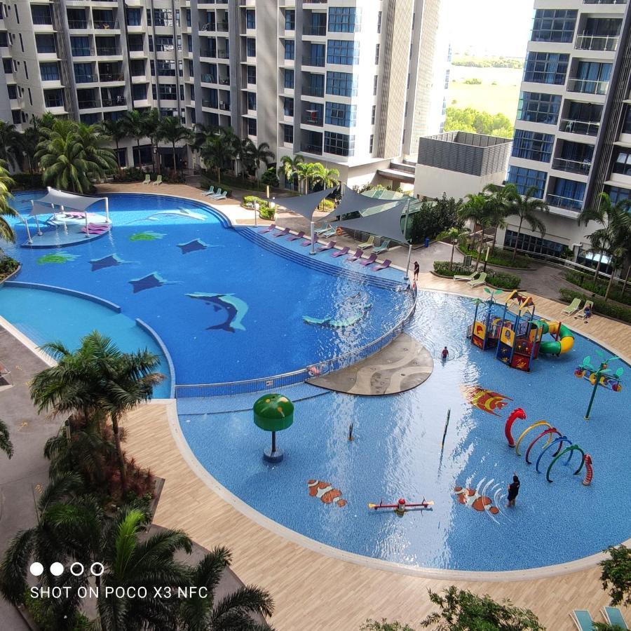 Atlantis Homestay Pool View 1210 Малакка Экстерьер фото